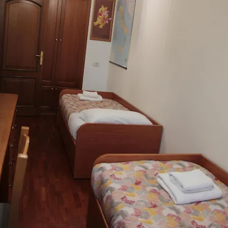 Dimora Re Di - * Rom